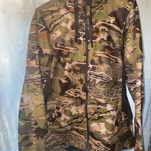 Under Armour Woodland Camo Jacket. Women’s Size L